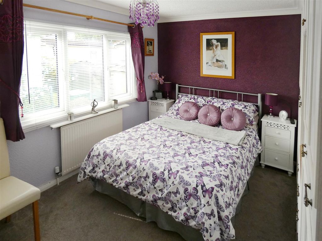 2 bed mobile/park home for sale in Marigolds Park, Shripney Road, Bognor Regis PO22, £159,000