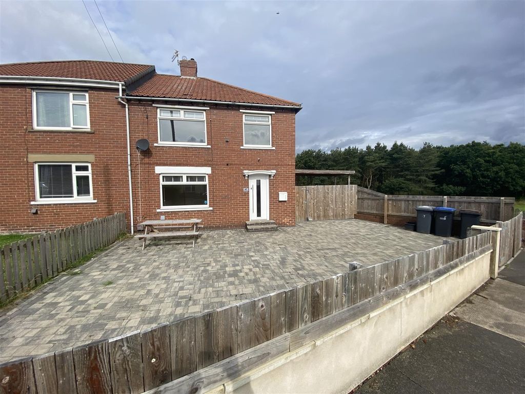 3 bed semi-detached house for sale in Pelaw Road, Chester Le Street DH2, £160,000