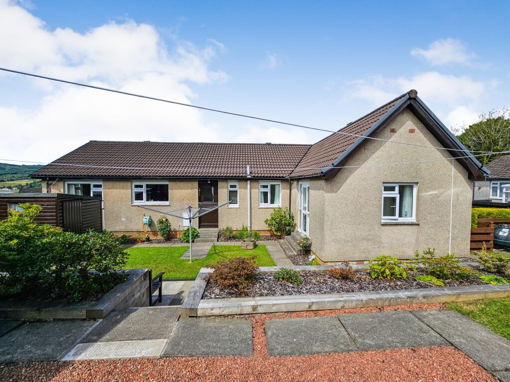 4 bed detached bungalow for sale in 36 Dun Mor Avenue, Lochgilphead, Argyll PA31, £325,000