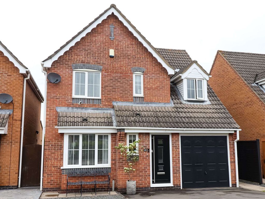 3 bed detached house for sale in Cadeby Close, Hinckley LE10, £325,000