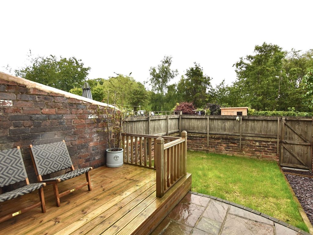 2 bed terraced house for sale in South Yorkshire Buildings, Silkstone Common, Barnsley, South Yorkshire S75, £180,000
