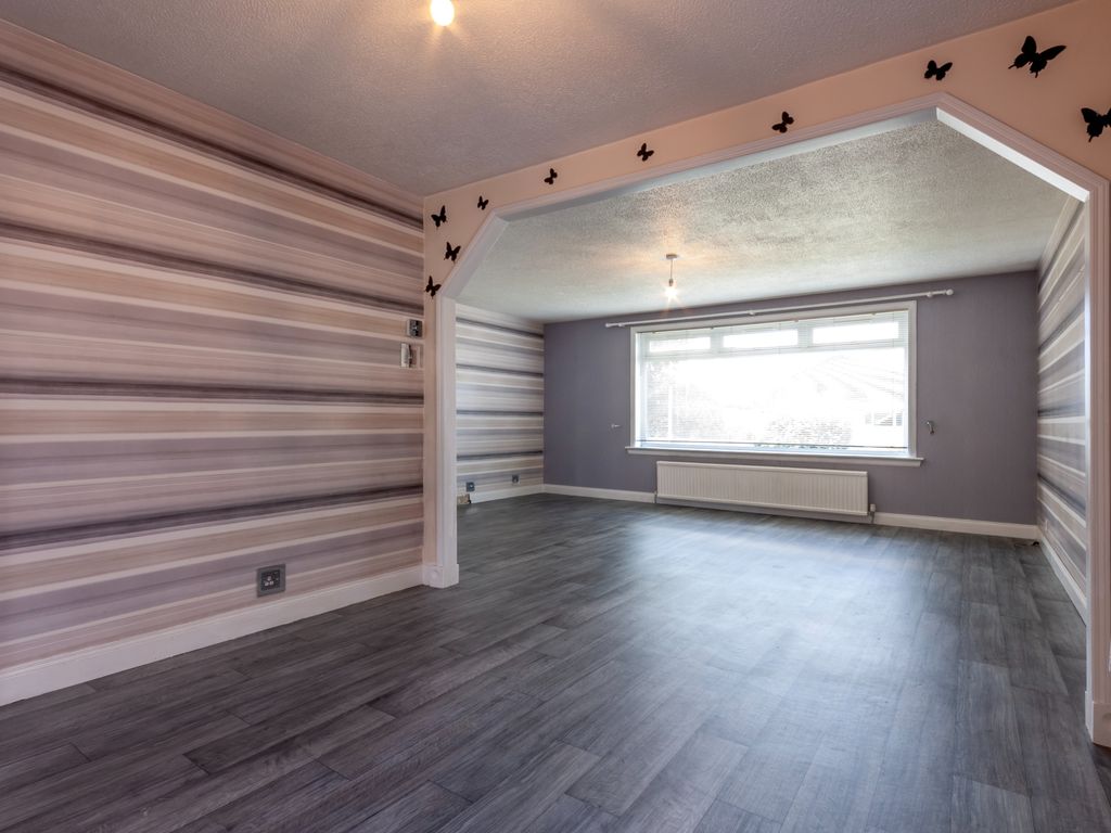 5 bed detached house for sale in Bracken Road, Portlethen AB12, £285,000