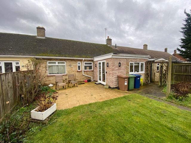 2 bed bungalow for sale in Grounds Avenue, March PE15, £175,000