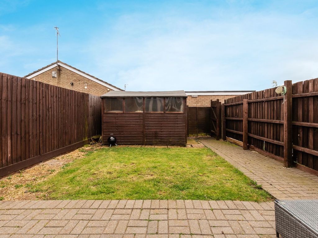 2 bed bungalow for sale in Harlton Close, Stanground PE2, £180,000