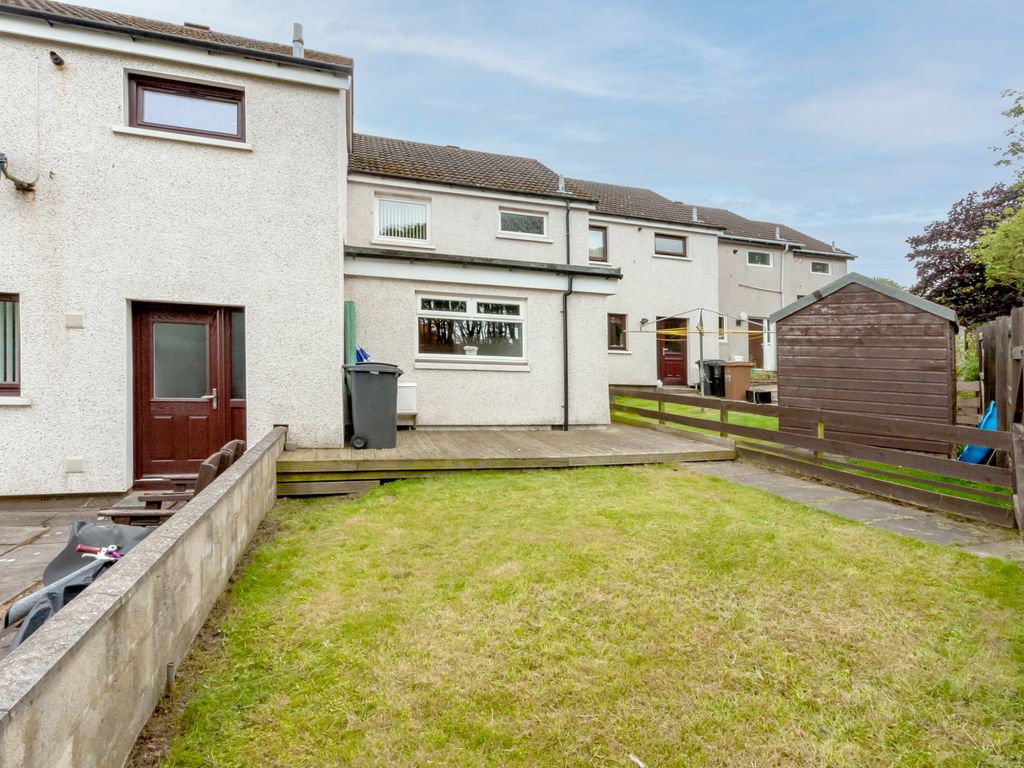 2 bed terraced house for sale in Usan Ness, Cove, Aberdeen AB12, £167,500