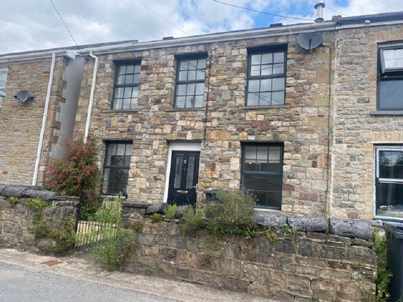 3 bed cottage for sale in Heol Maes Y Dre, Ystradgynlais, Swansea. SA9, £280,000