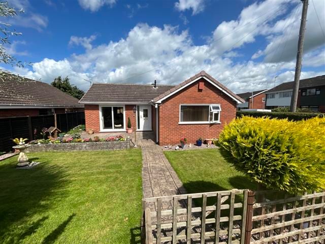 2 bed detached bungalow for sale in Old Armory Road, Market Drayton TF9, £295,000