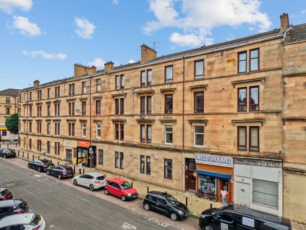 2 bed flat for sale in Old Dumbarton Road, Kelvinhaugh, Glasgow G3, £210,000