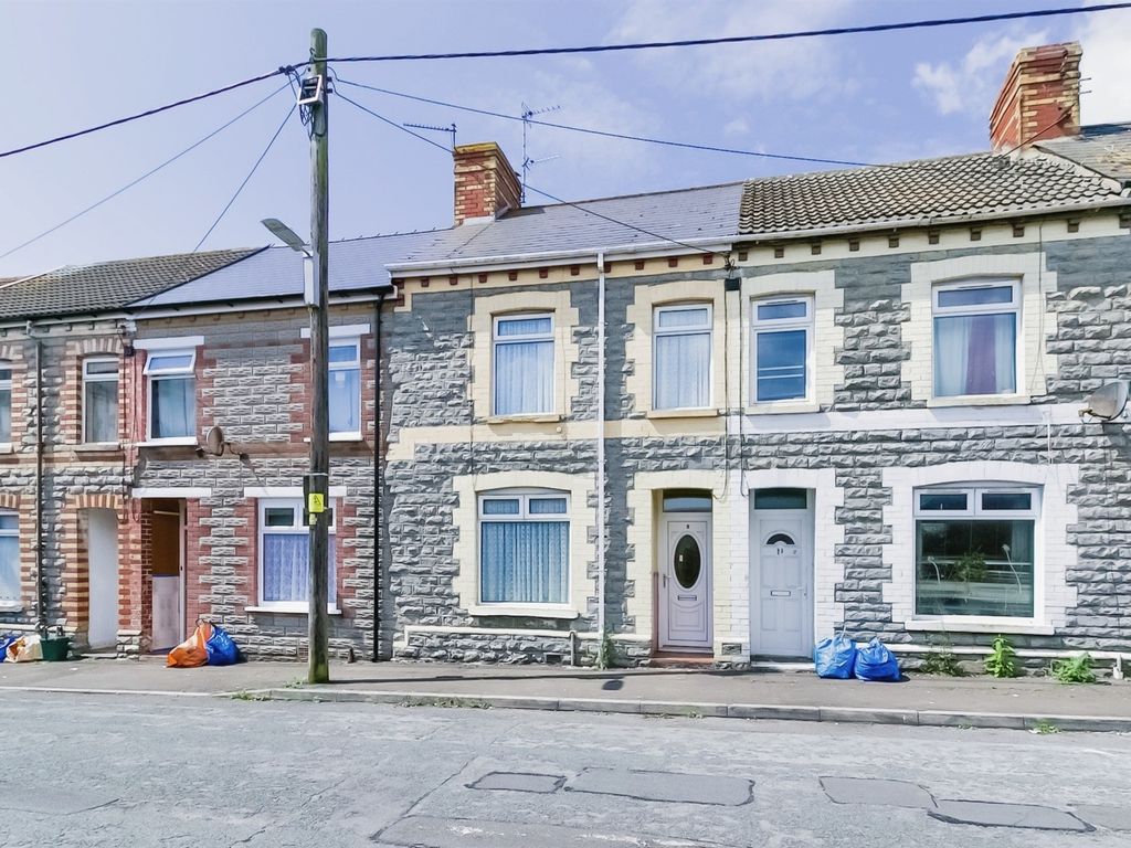 3 bed terraced house for sale in Bassett Street, Barry CF63, £85,000