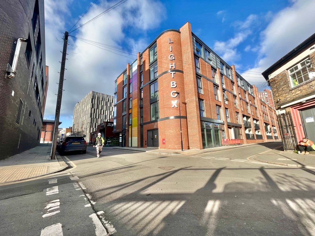 2 bed flat for sale in Earl Street, Sheffield S1, £165,000