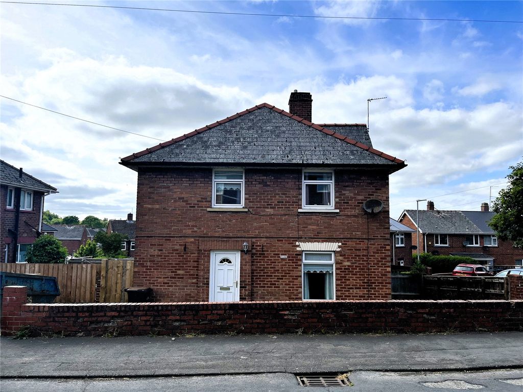 3 bed detached house for sale in Surrey Crescent, Consett, Durham DH8, £80,000