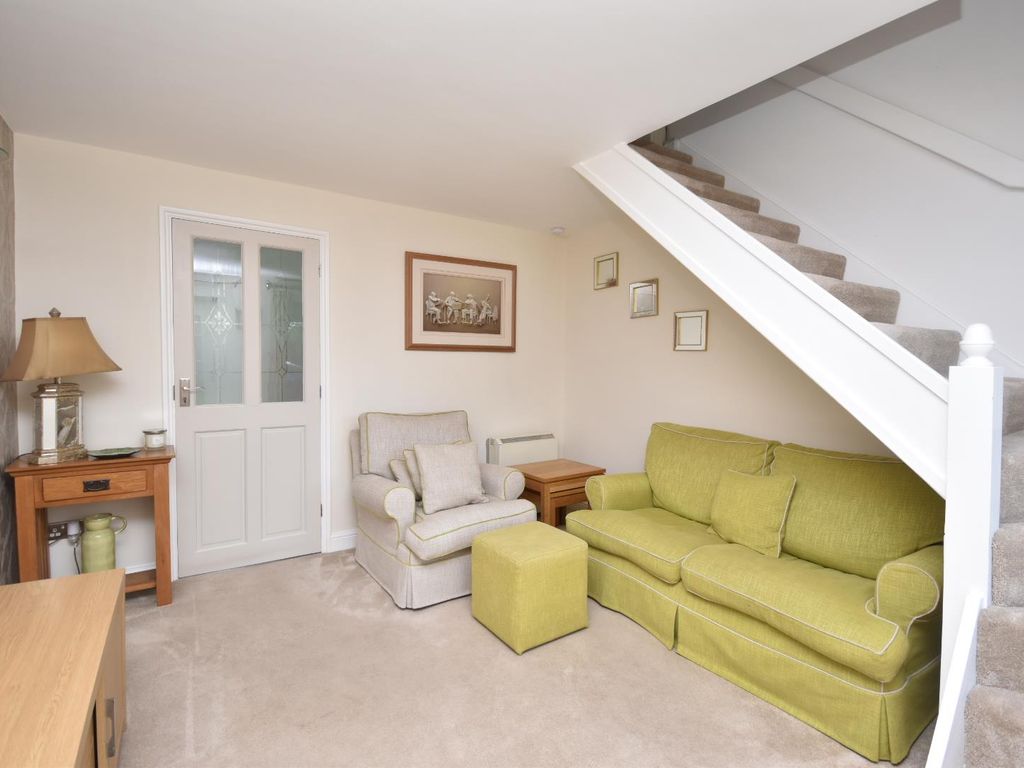 1 bed terraced house for sale in Old School Court, Hockliffe LU7, £225,000