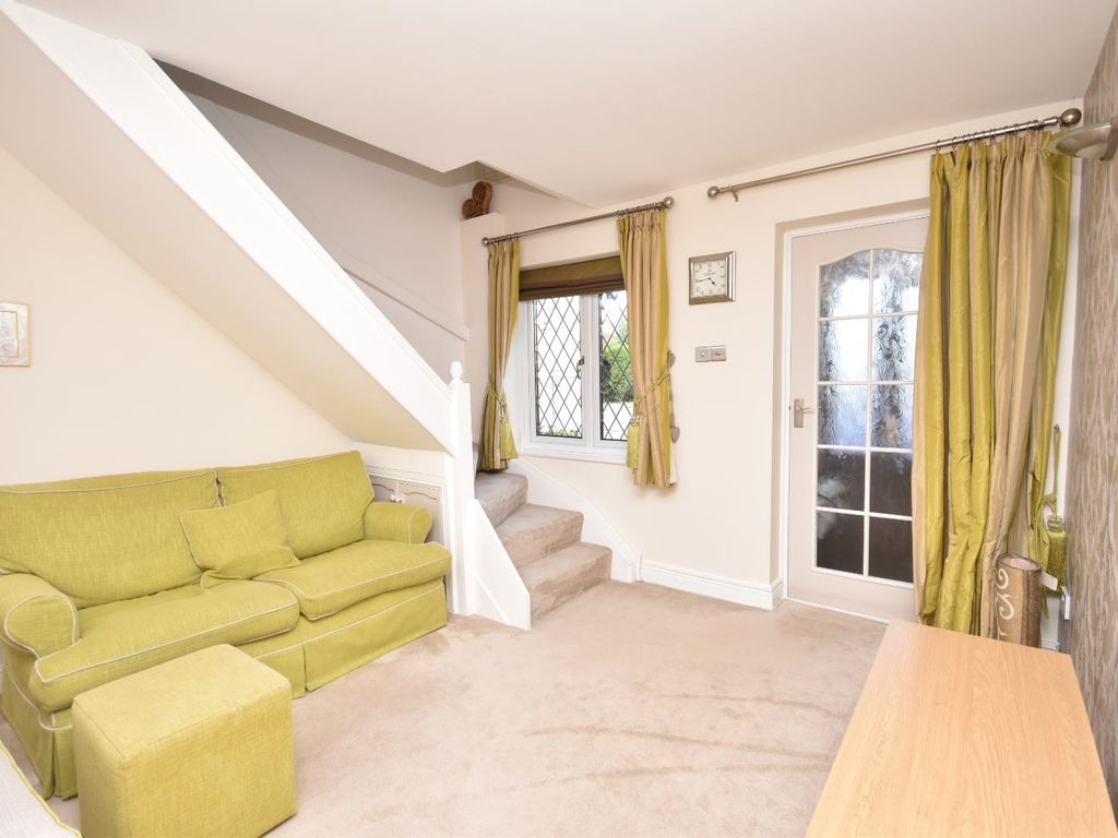 1 bed terraced house for sale in Old School Court, Hockliffe LU7, £225,000