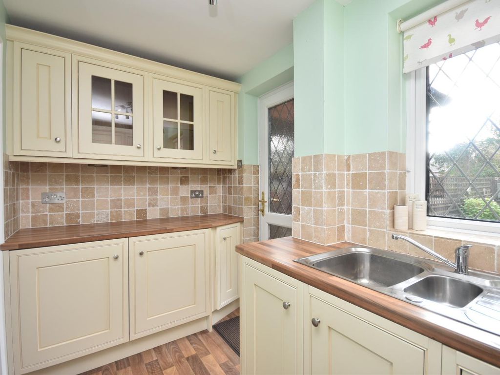 1 bed terraced house for sale in Old School Court, Hockliffe LU7, £225,000