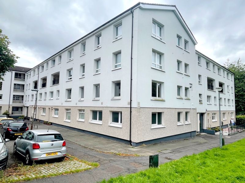1 bed flat for sale in Broomhill Path, Glasgow G11, £119,500
