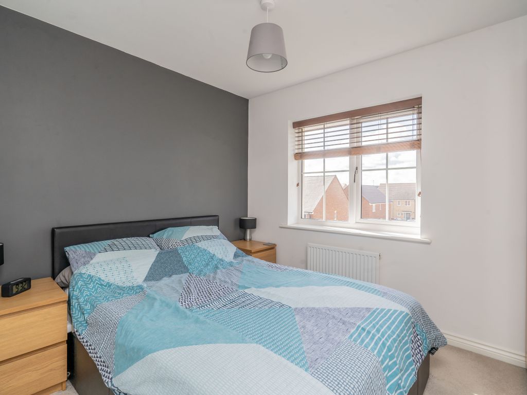2 bed flat for sale in Galapagos Grove, Milton Keynes, Buckinghamshire MK3, £215,000