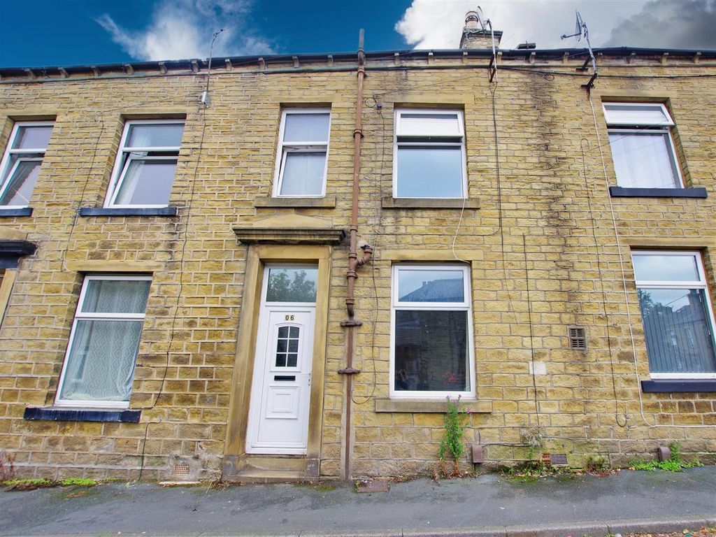 2 bed terraced house for sale in Frances Street, Elland HX5, £87,000