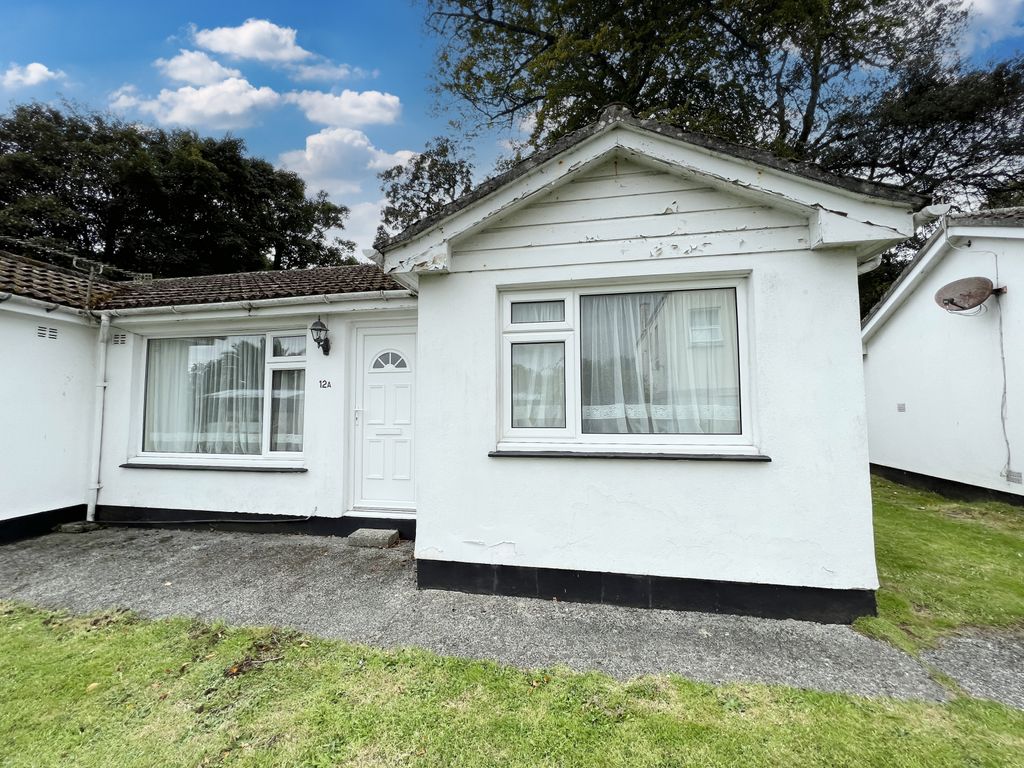 2 bed bungalow for sale in Millfield, Gulval TR18, £180,000
