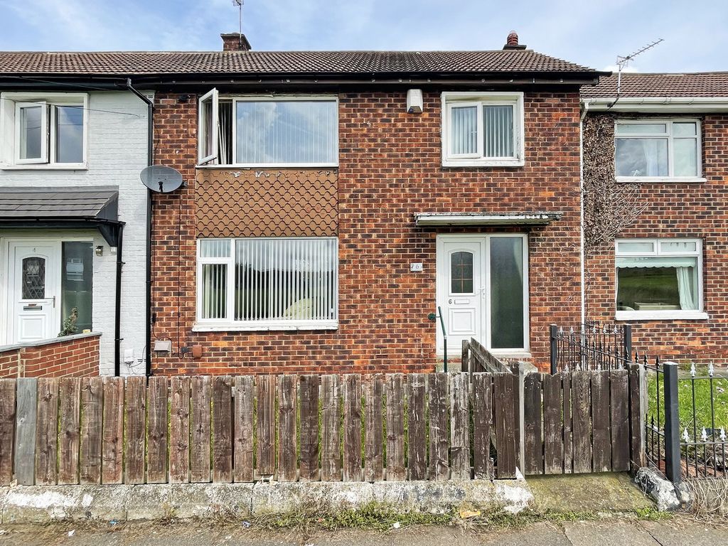 3 bed terraced house for sale in Chalcot Walk, Middlesbrough TS3, £60,000
