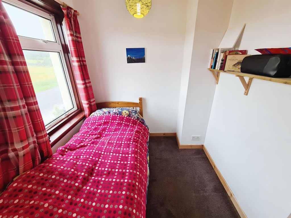 3 bed property for sale in Kirkhill, Inverness IV5, £165,000