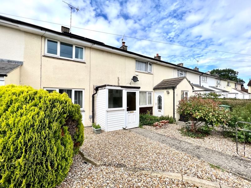2 bed terraced house for sale in Newcroft Road, Calne SN11, £177,950