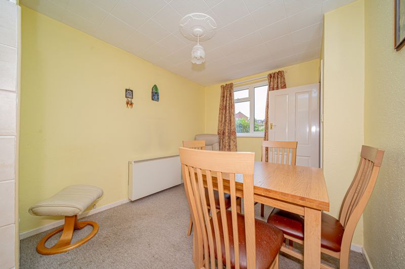 3 bed end terrace house for sale in Fullers Close, Melksham SN12, £250,000