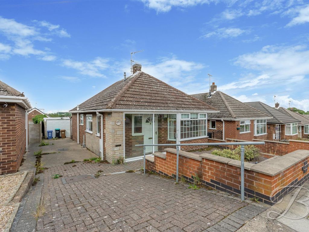 2 bed detached bungalow for sale in Woodborough Road, Mansfield NG19, £145,000