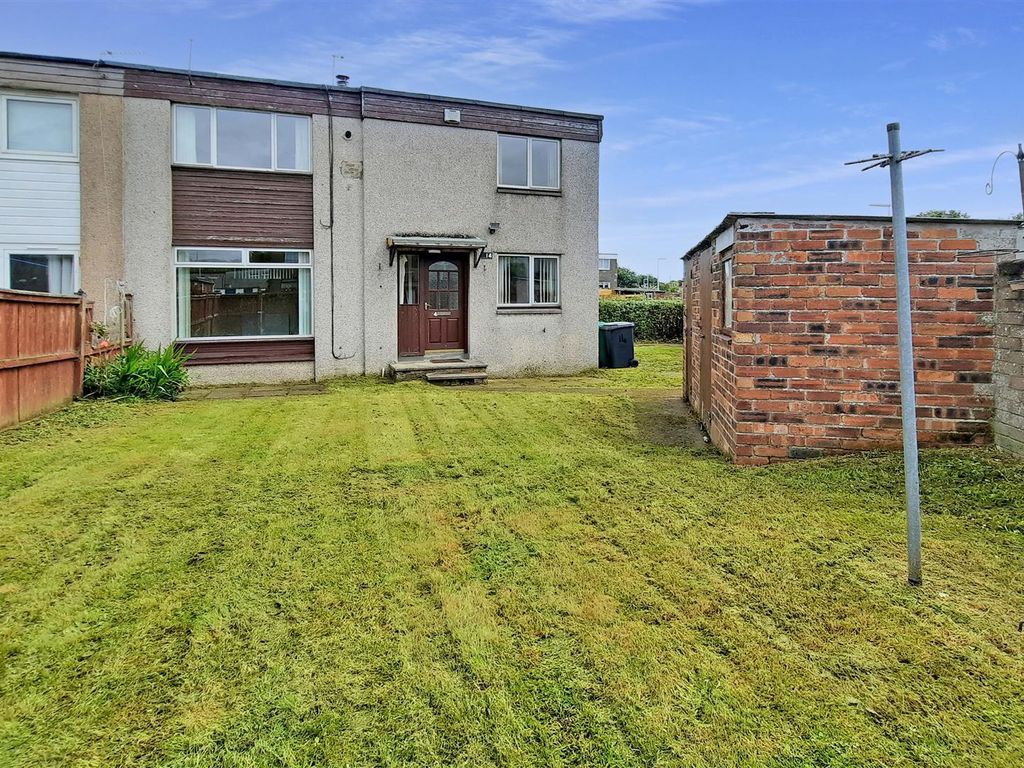 3 bed end terrace house for sale in Annandale Gardens, Glenrothes KY6, £75,000