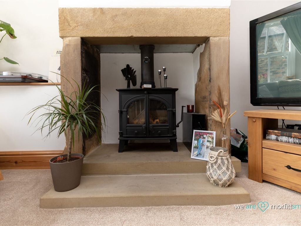 2 bed terraced house for sale in Low Road, Stannington, _ Beautiful Cottage S6, £200,000