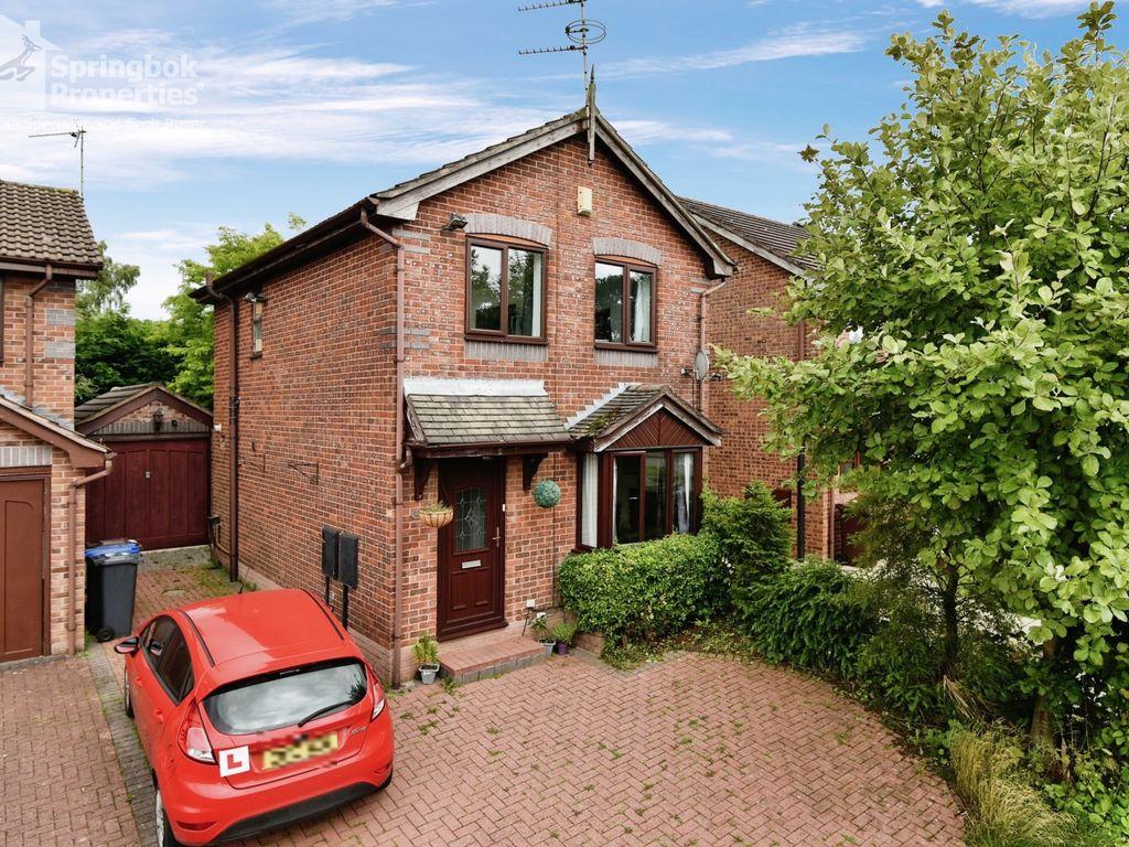 3 bed detached house for sale in Redwing Drive, Stoke-On-Trent, Staffordshire ST8, £218,000