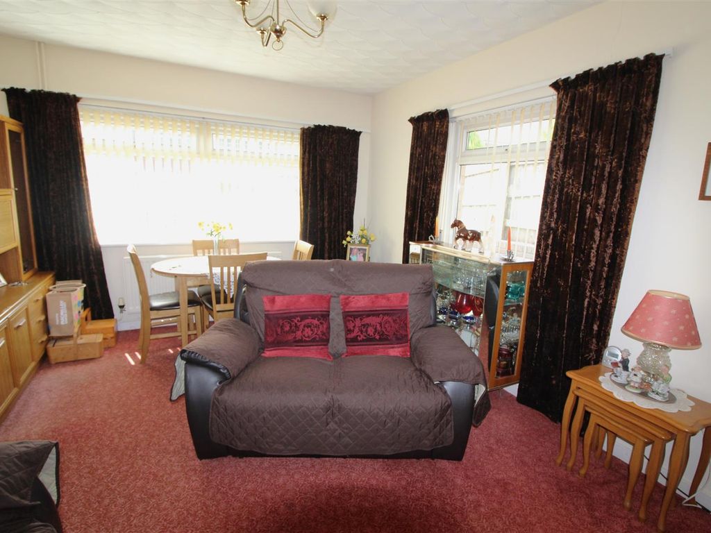 2 bed semi-detached bungalow for sale in Elim Way, Pontllanfraith, Blackwood NP12, £185,000