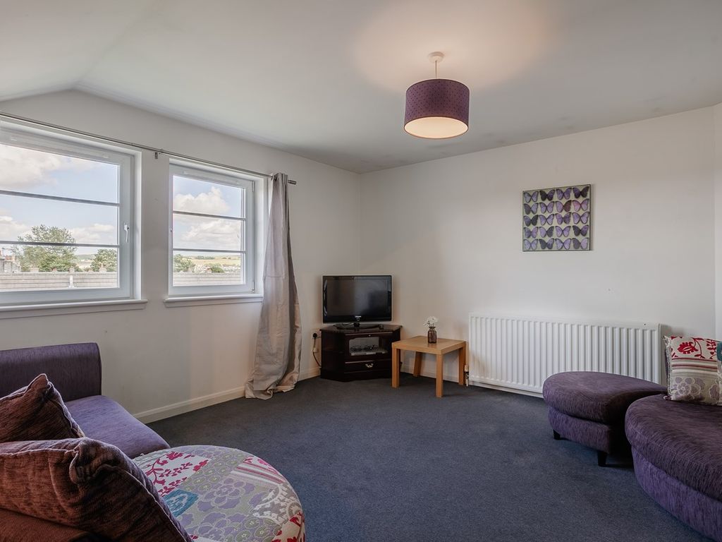 2 bed flat for sale in North Street, Inverurie AB51, £135,000