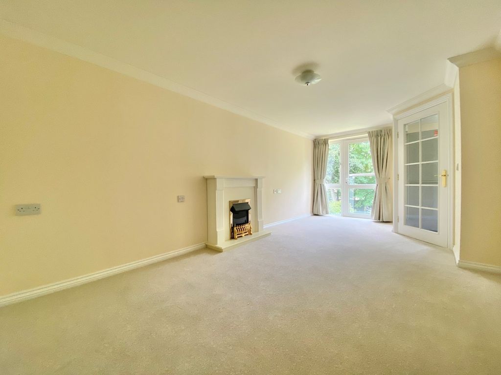 2 bed property for sale in 234 Sandbanks Road, Lilliput, Poole BH14, £285,000