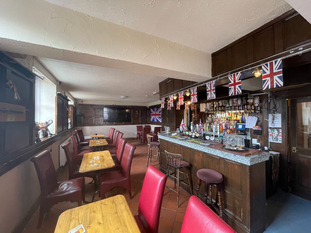 Pub/bar for sale in High Street, Bishop Auckland DL13, £420,000