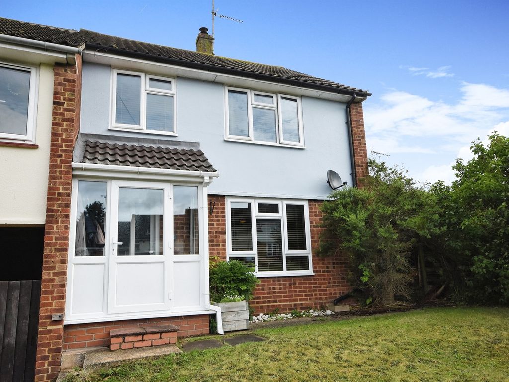 3 bed end terrace house for sale in Highfields, Great Yeldham, Halstead CO9, £270,000