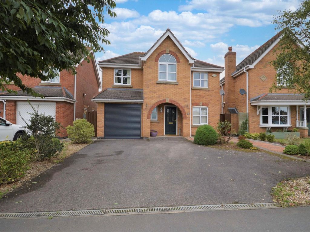 4 bed detached house for sale in Pershore Way, Lincoln, Lincolnshire LN6, £325,000