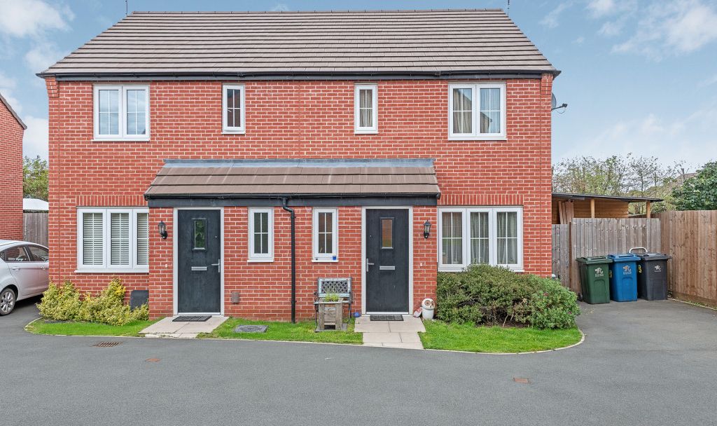 3 bed semi-detached house for sale in Cinnabar Way, East Leake, Loughborough LE12, £61,250