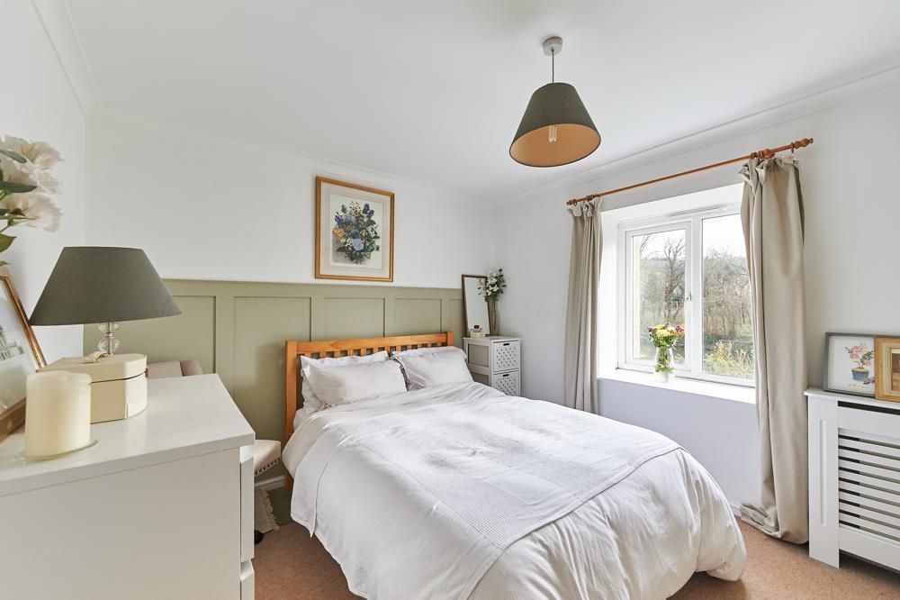 1 bed flat for sale in Bedford Street, Bath BA1, £210,000