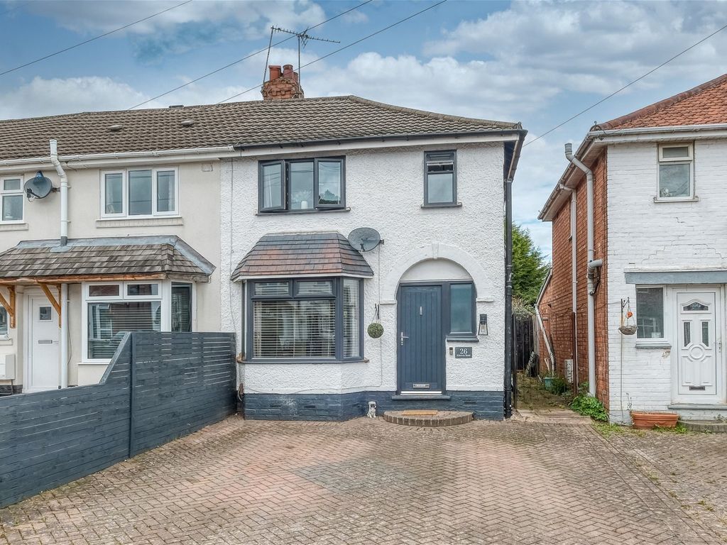 3 bed end terrace house for sale in Kineton Road, Rednal, Birmingham B45, £260,000