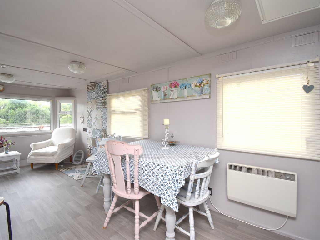 1 bed houseboat for sale in Banks End, Wyton, Huntingdon PE28, £65,000