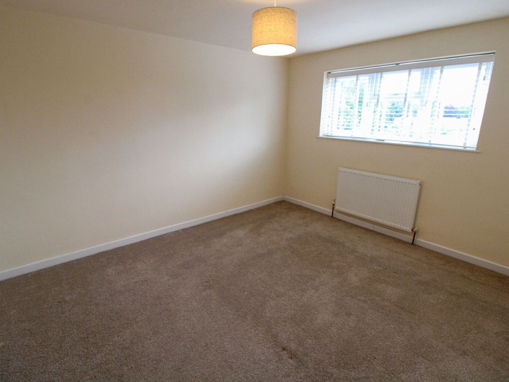 3 bed maisonette for sale in Stratford Road, Shirley, Solihull B90, £170,000