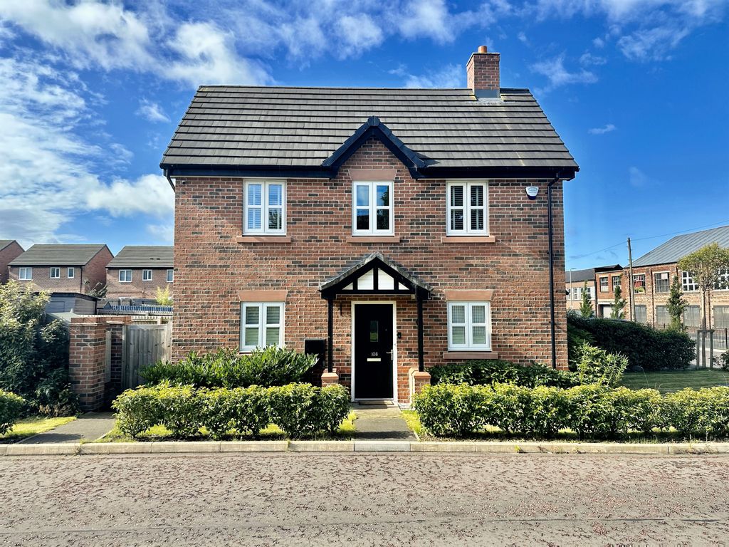3 bed semi-detached house for sale in Waterways Avenue, Macclesfield SK11, £315,000
