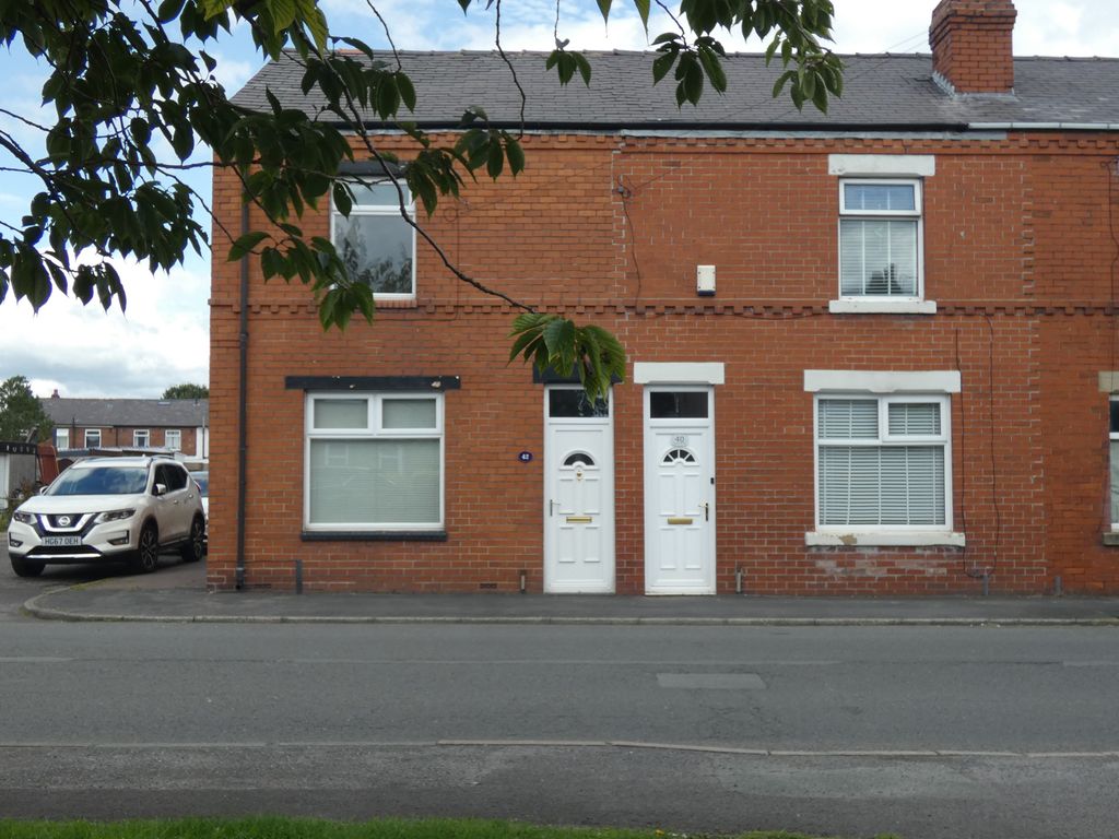 2 bed end terrace house for sale in Tootell Street, Chorley PR7, £110,000