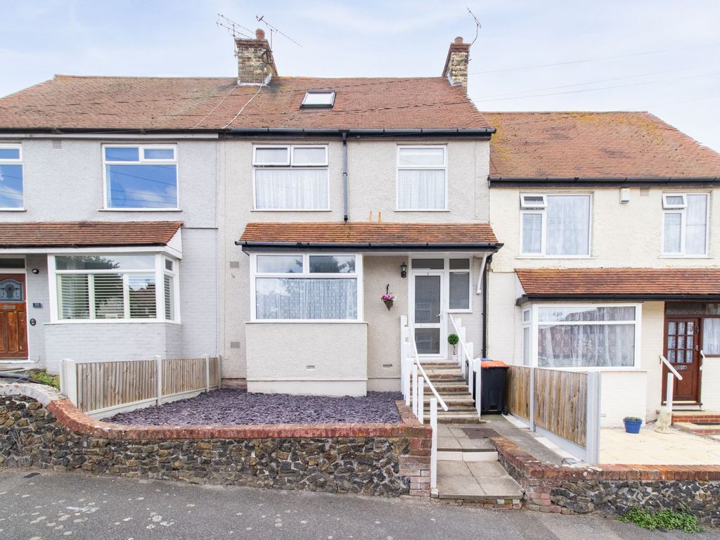 4 bed terraced house for sale in Alfred Road, Margate CT9, £315,000