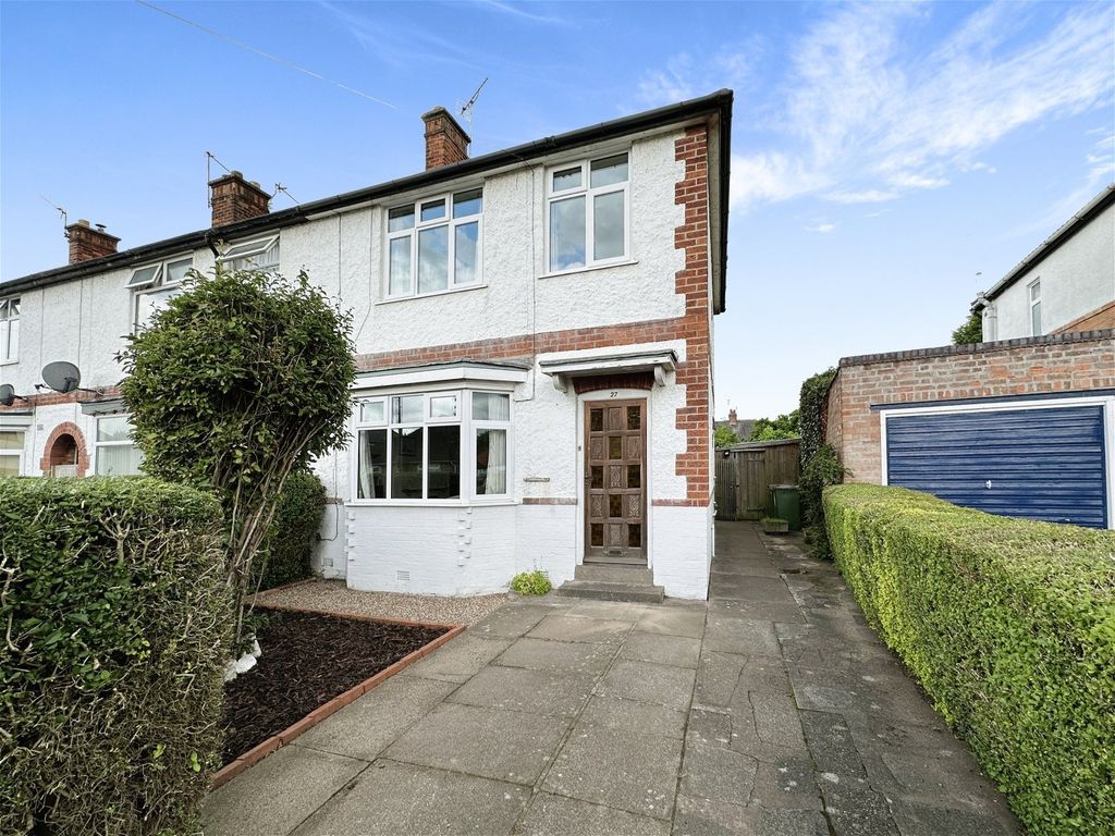 3 bed end terrace house for sale in Holmfield Avenue East, Leicester Forest East LE3, £210,000