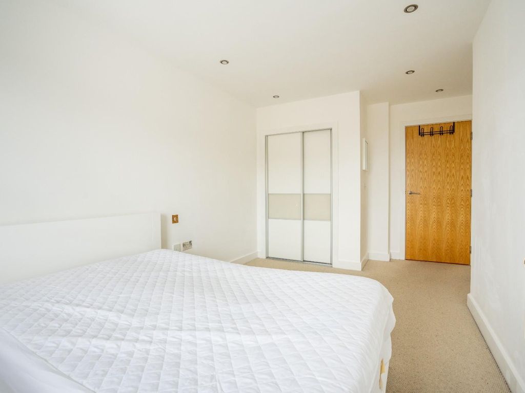 1 bed flat for sale in Cordwainers Court, Black Horse Lane, York YO1, £200,000