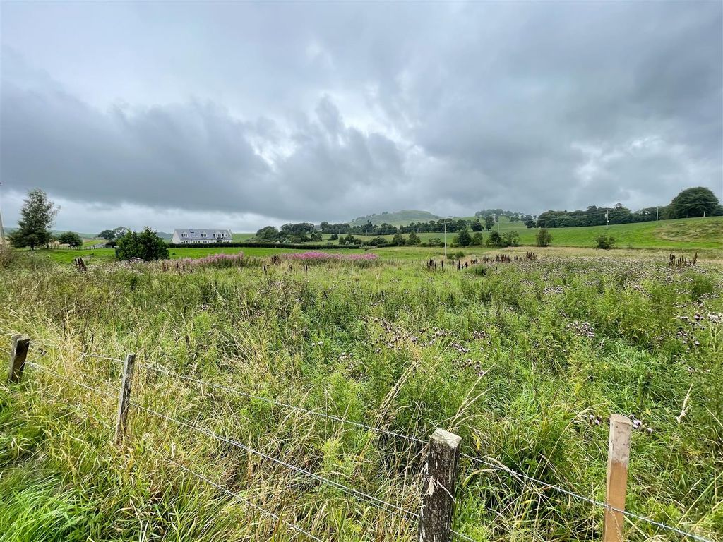 Land for sale in Biggar ML12, £75,000