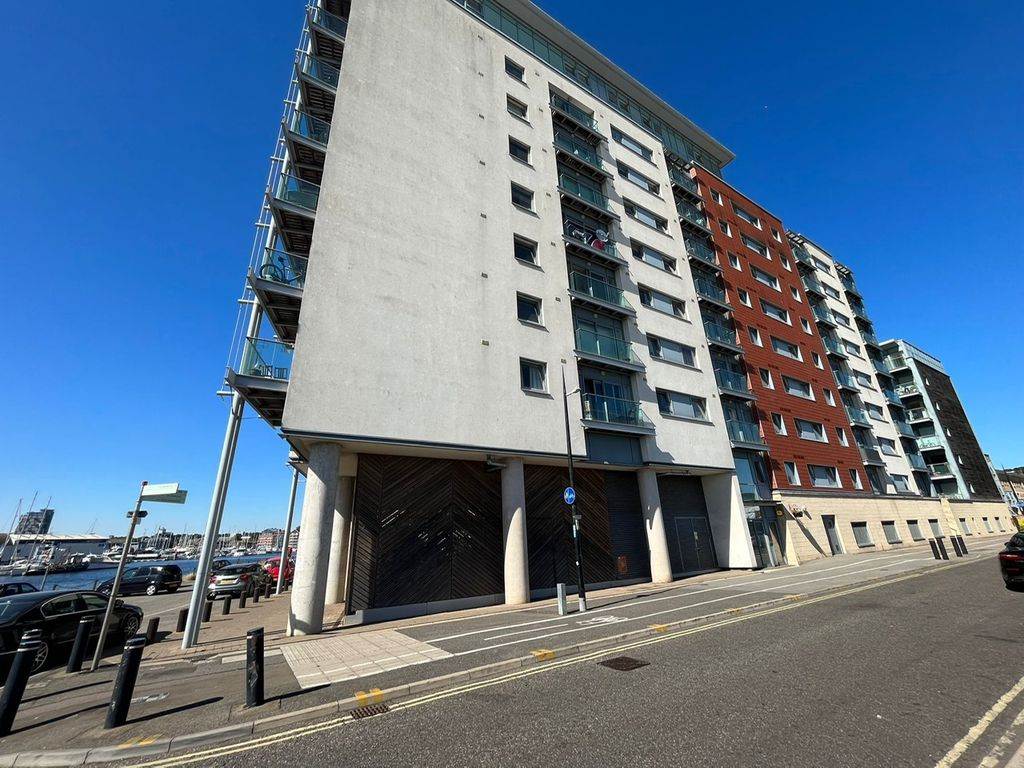 1 bed flat for sale in Patteson Road, Ipswich IP3, £90,000