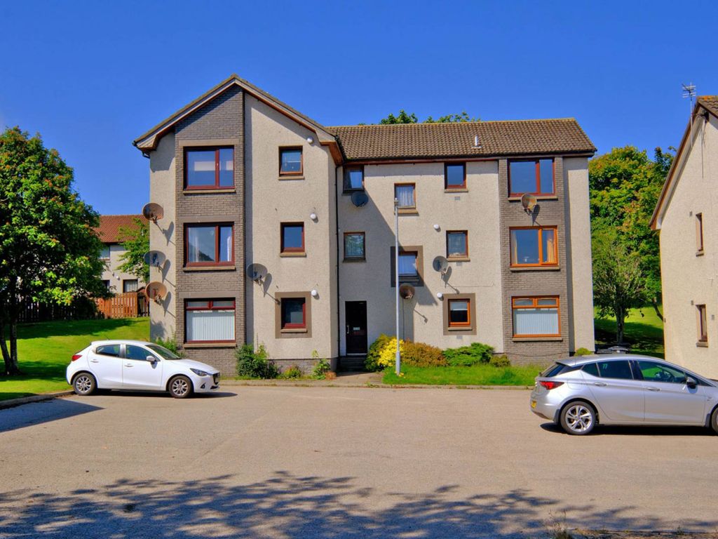 1 bed flat for sale in Fairview Circle, Danestone, Aberdeen AB22, £67,000