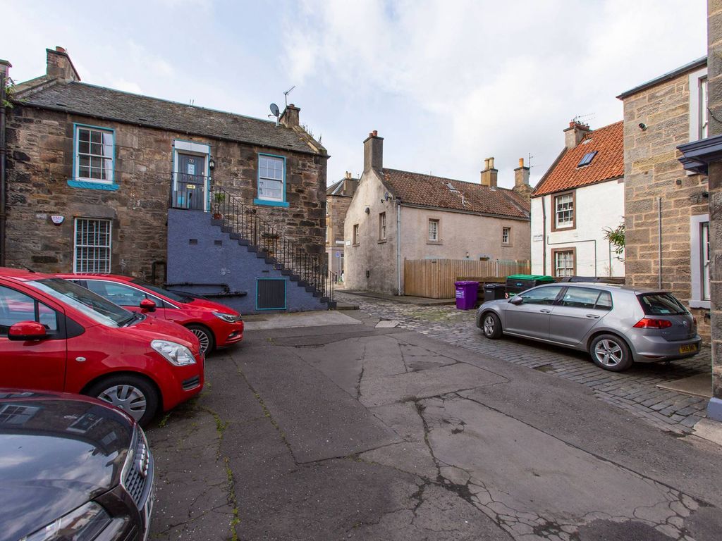 2 bed flat for sale in Newhaven Main Street, Newhaven, Edinburgh EH6, £225,000